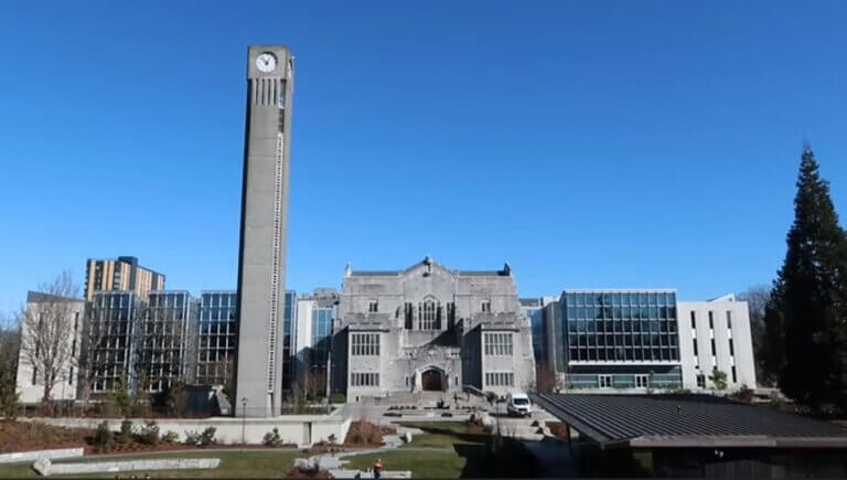 カナダ高校留学後の進路