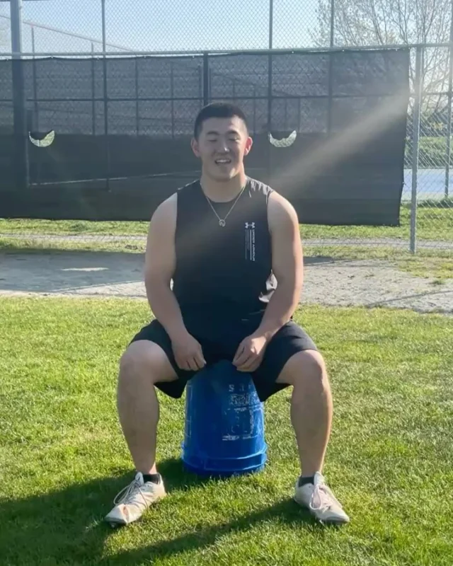 もともとはALSという病気のための医療資金集めのために始まった　Ice Bucket Challenge 🧊🪣

どうも最近また戻って来たようで
今回はMetalHealthのために行うそうです🏥

Teenagerの中でも大ブームになっているらしく
学校内で学生が先生にもかけているとか😳😳

うちの子学生たちももちろん参加しているようで…😩🧊💦💦💦💦

Youth Mental Healthのためって理解してるのかしらね🤔🤔🤔

@abbotsford__cardinals 
@abby_junior_cardinals 
@langley_blaze 
#icebucketchallenge 
#youthmentalhealth 
#カナダ
#カナダ生活 
#留学に行こう
#留学行きたい
#ホストファミリー
#カナダ留学 
#バンクーバー留学
#バンクーバー語学学校
#語学留学
#高校留学
#カナダ高校留学 
#カナダ高校卒業留学
#カナダで高校卒業
#学生がオフィスにいるよ
#高校野球留学
#カレッジ留学
#カナダカレッジ留学
#カナダ野球留学 
#カナダで野球
#スポーツ留学 
#カナダ研修プログラム
#通信制高校 
#ホームステイ生活 
#留学サポートエージェント 
#カナダ現地留学エージェント 
#カナダ現地サポート 
#カナダ留学サポート
#spacecanadainternationalstudies